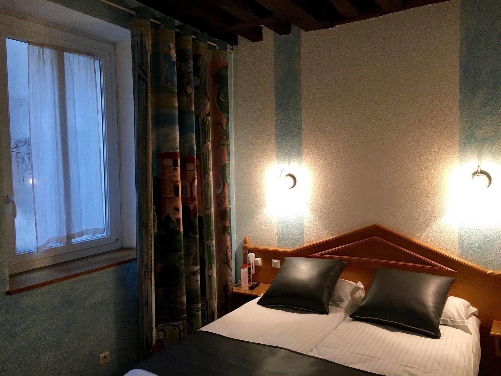 3H Paris Marais Hotel Luaran gambar